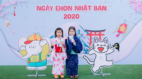 -vietnamnet]-ngay-hoi-ehon-nhat-ban-tai-pho-sach-ha-noi